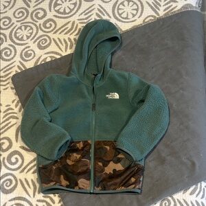 The North Face Kids Forest fleece full zip jacket
